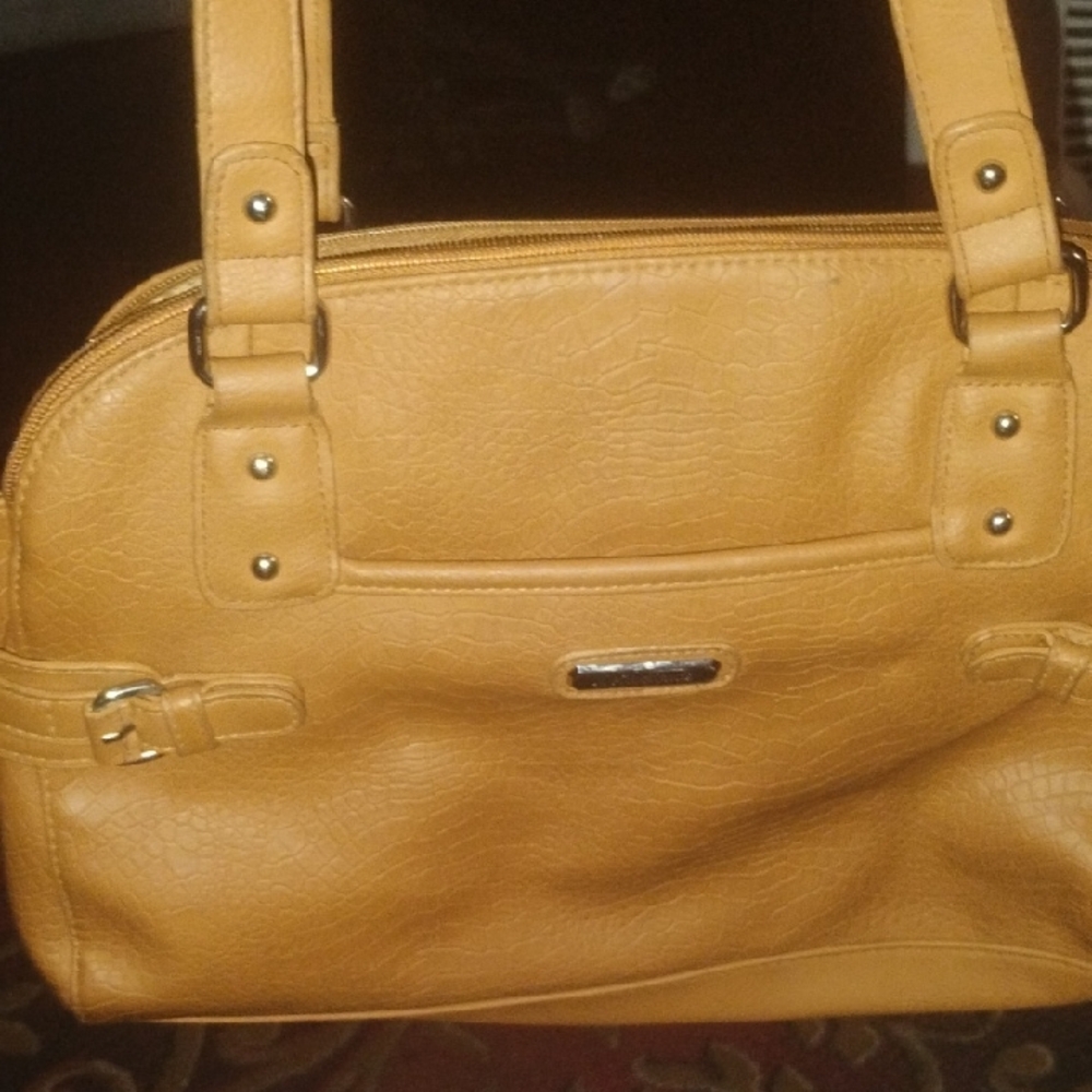 Tan Leather Satchel with Structured Design and Double Handles